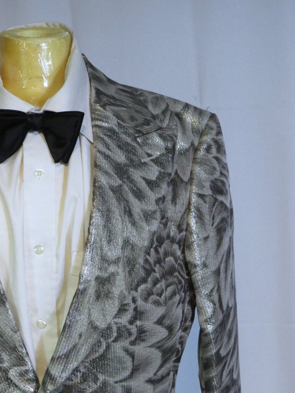 Tom Ford New Spencer Gray & Black Floral Metallic Current Dinner Jacket 36R NWOT